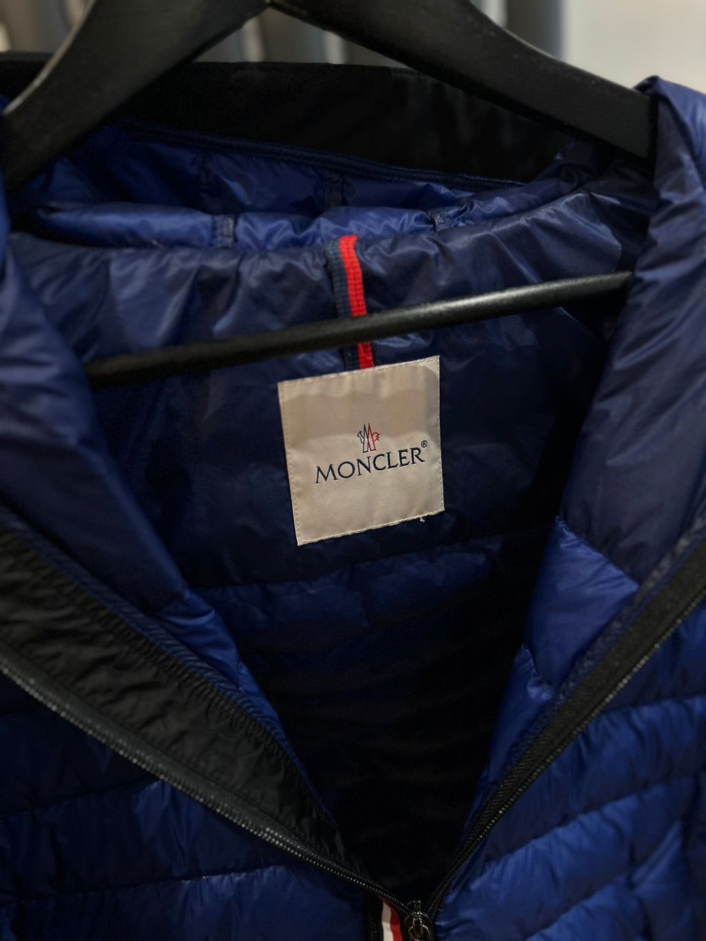 Moncler Morvan Size 1