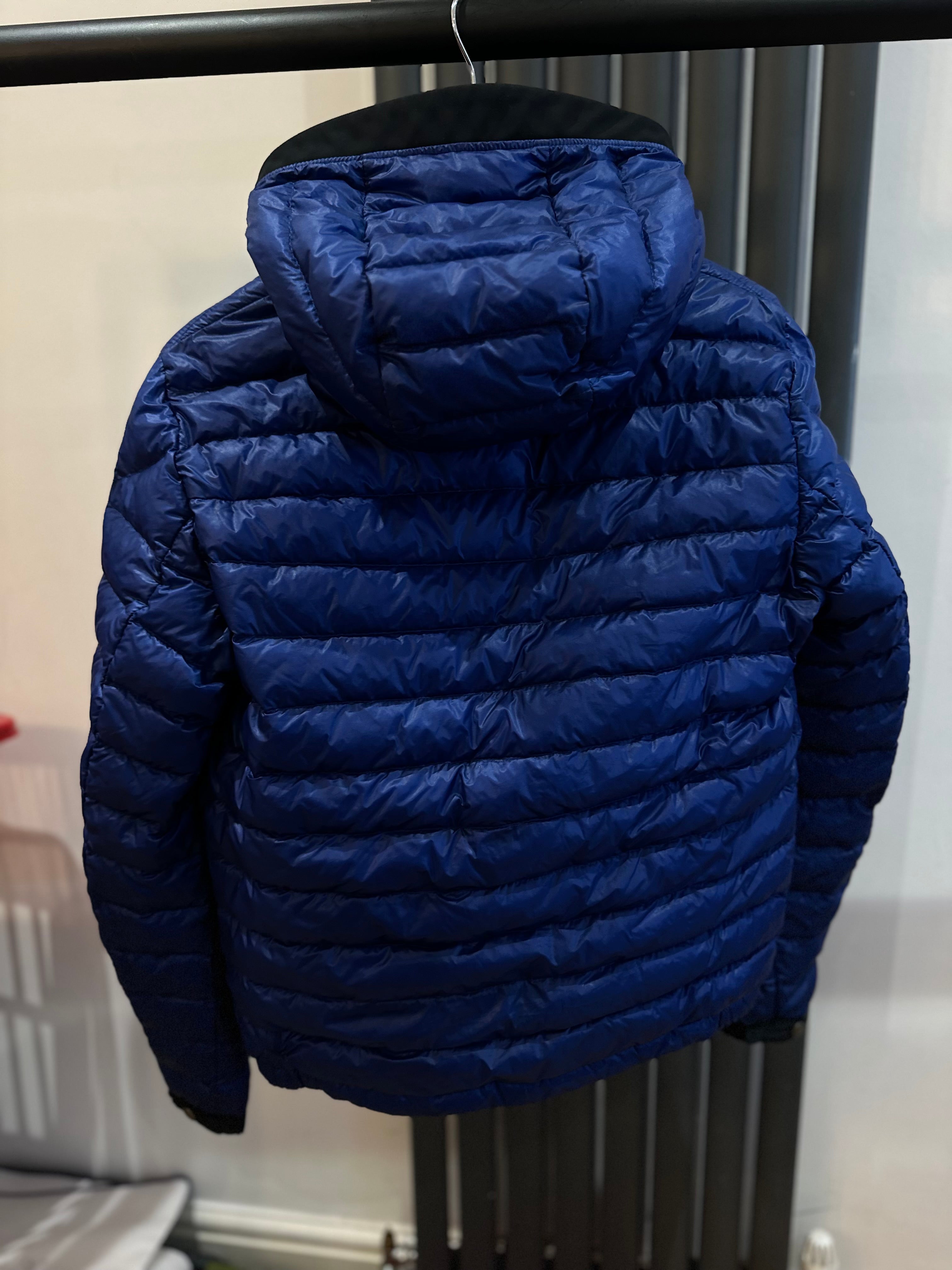 Moncler Morvan Size 1